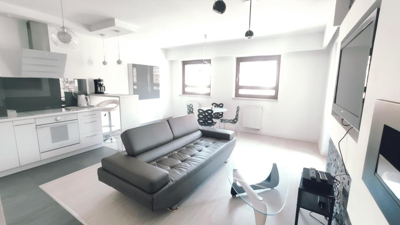 Lokietka 8B By Homeprime Kraków Exteriör bild