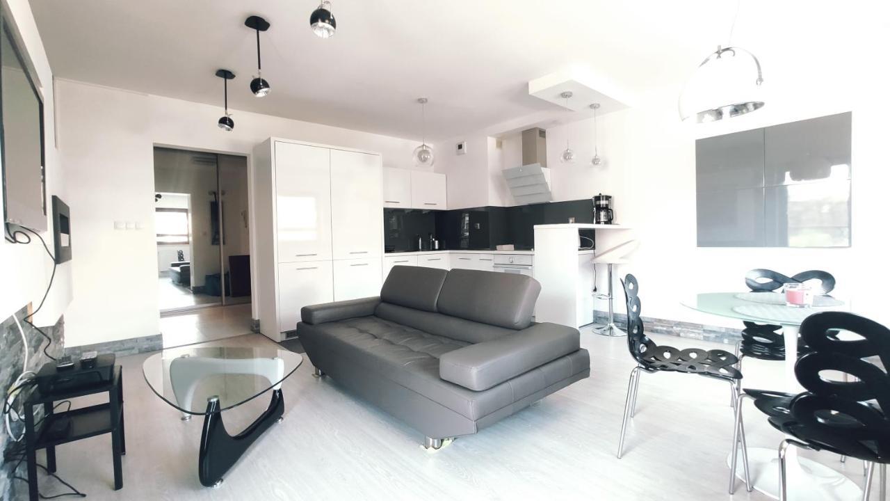 Lokietka 8B By Homeprime Kraków Exteriör bild